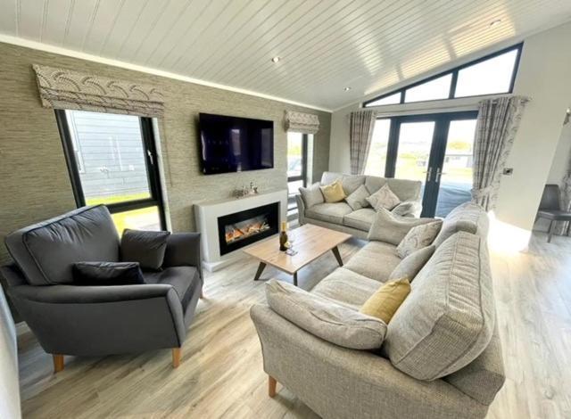 *Luxury Holiday Home With Hot Tub Close To Beach* Penally Eksteriør billede